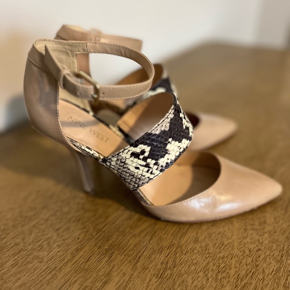 Nine West Nude & Snakeskin Strap Pump Heels - EUC - Size 8 - Picture 4 of 6